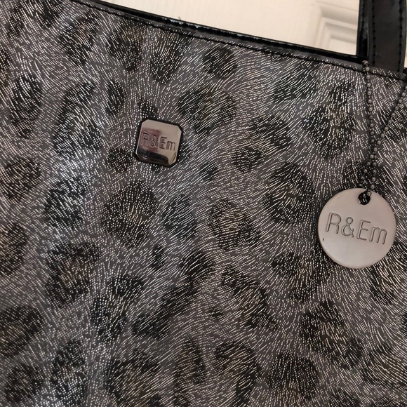 Black cheetah print bag - Picture 2 of 3